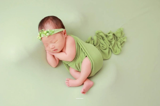 牡丹江宝宝拍嗝吐奶